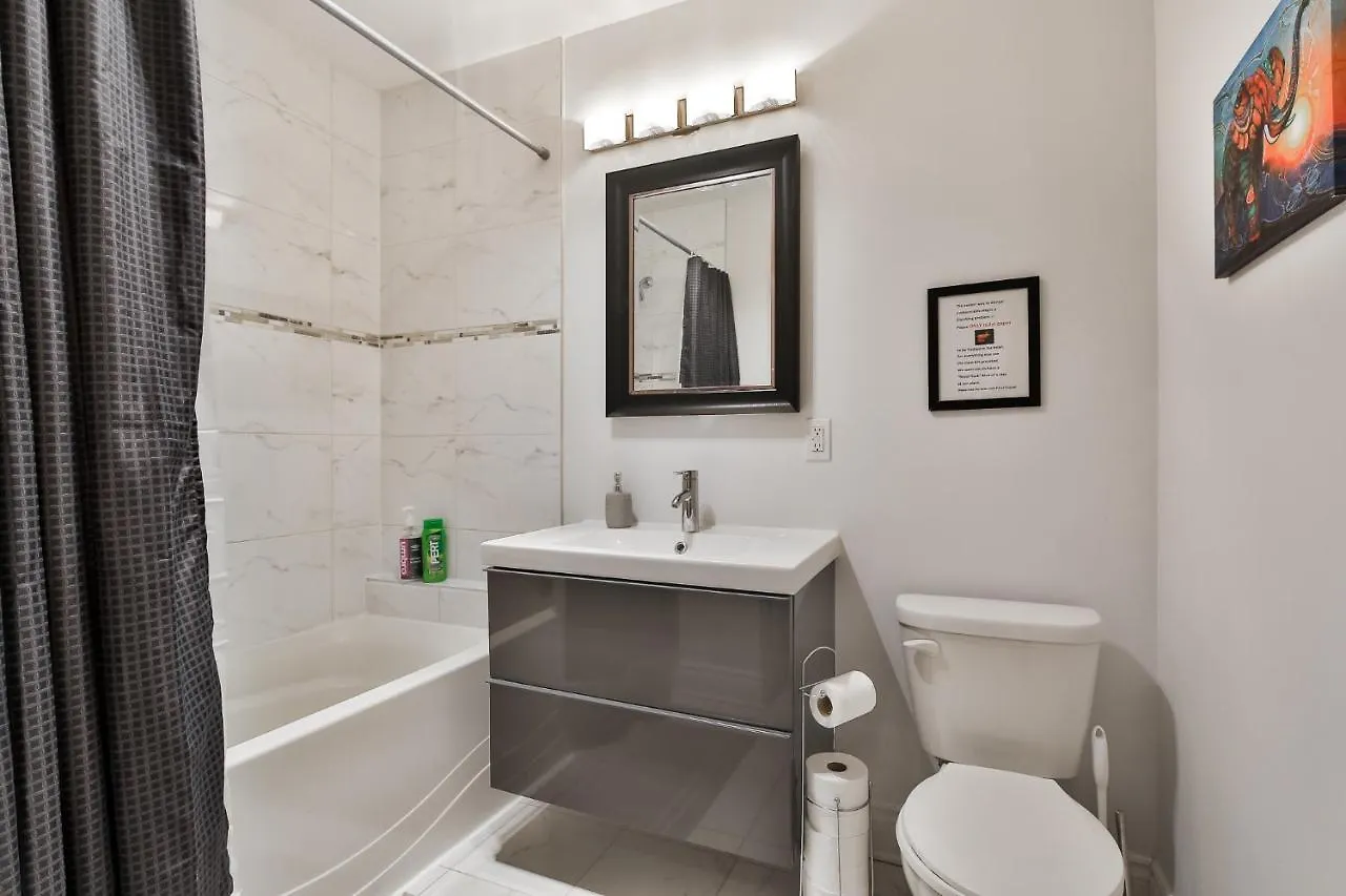 Stunning Full Apartments - On The Famous St Denis Street - Near Metro Montreal